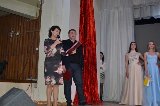 В Белгород-Днестровском прошло масштабное и яркое шоу "Мисс Аккерман - 2019" (фоторепортаж)