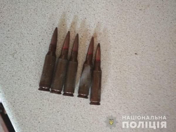 Полиция Тарутинского района обнаружила местного жителя, который выращивал коноплю «для себя» и хранил боеприпасы