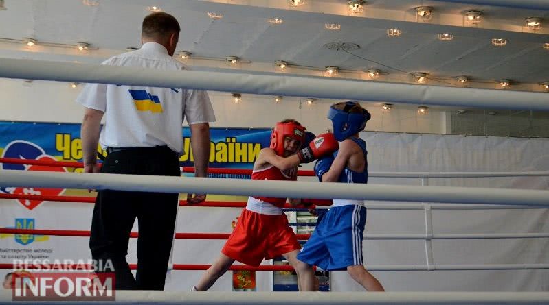 В Шабо впервые проходит чемпионат Украины по боксу среди школьников