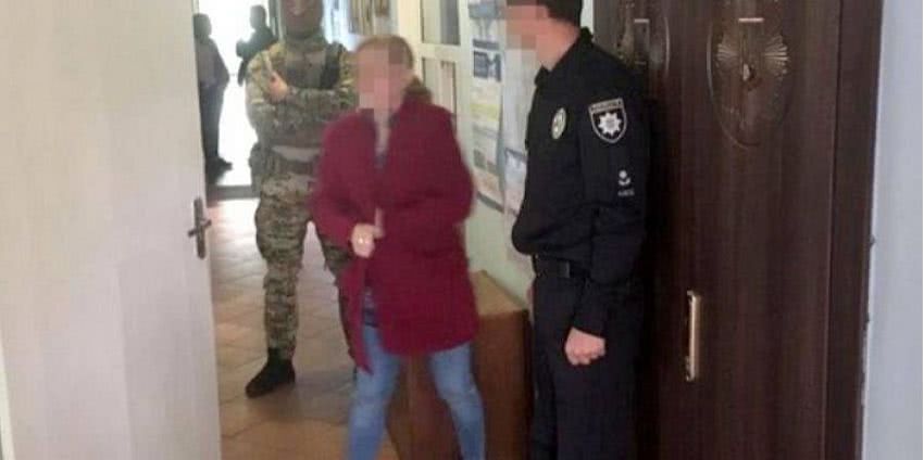 Керівник підрозділу Нацполіціі Одеської області займалася хабарництвом — СБУ