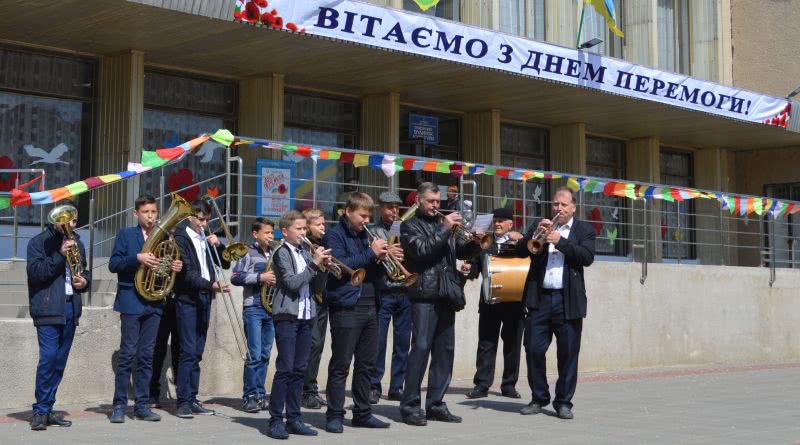 Митинг-реквием и возложение цветов по случаю 74-й годовщины Великой Победы состоялись в Татарбунарах