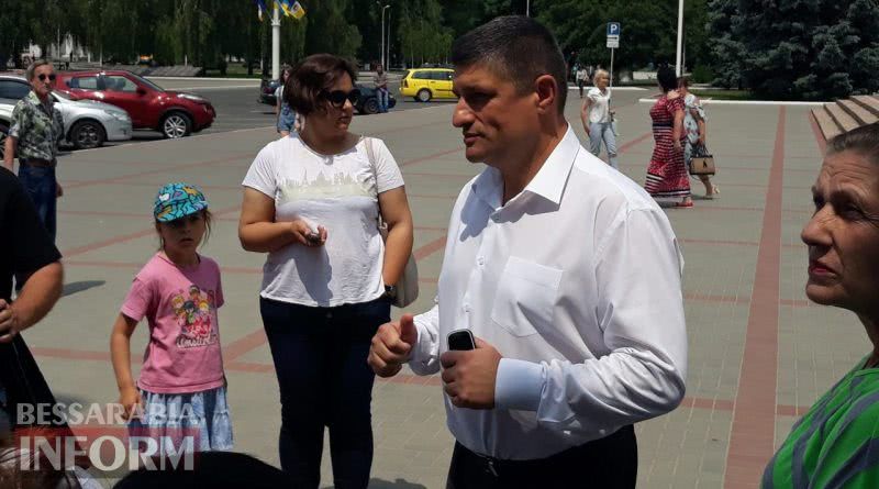 В Измаиле недовольные качеством питьевой воды горожане протестуют против повышения тарифов