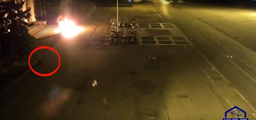 Вандалов, которые подожгли народный мемориал на Куликовом поле запечатлели камеры наблюдения