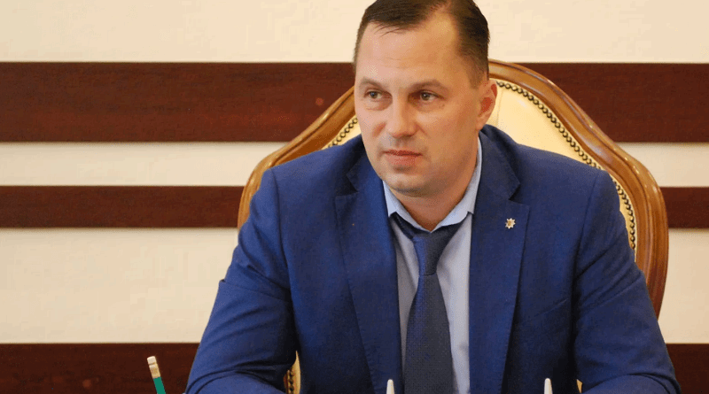 У экс-главы одесской полиции и его заместителя проходят обыски