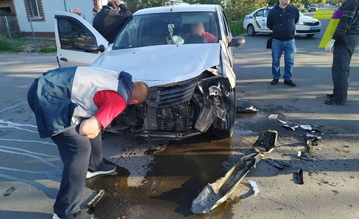 Два человека пострадали в ДТП возле Второго христианского кладбища (фото)