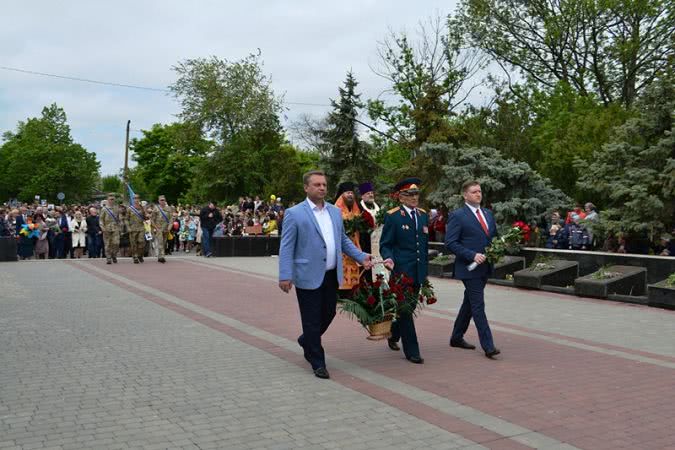 Живой коридор, митинг-реквием, выставка и праздничный концерт: в Белгород-Днестровском отметили День Победы