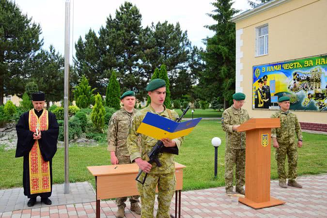 В Измаиле новоиспеченные пограничники приняли воинскую присягу