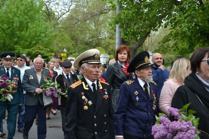 Живой коридор, митинг-реквием, выставка и праздничный концерт: в Белгород-Днестровском отметили День Победы