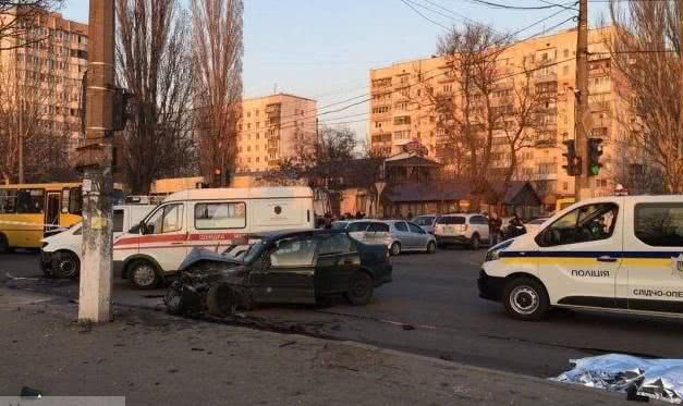 В Одесі завершили розслідування стосовно водія, який збив трьох бійців Нацгвардії