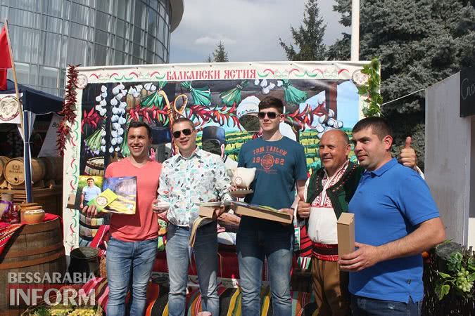 В Болграде прошел гастрономический фестиваль «Гергьовденски Панаир - смачный баранчик» (фоторепортаж)
