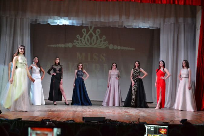В Белгород-Днестровском прошло масштабное и яркое шоу "Мисс Аккерман - 2019" (фоторепортаж)