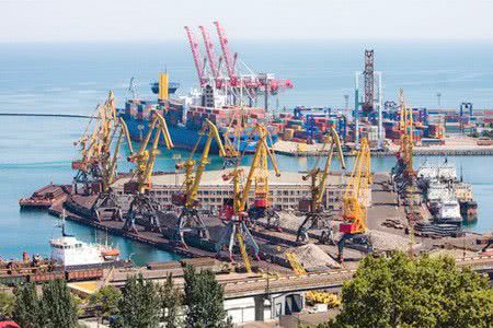 В Одесском морском порту завершили дноуглубление