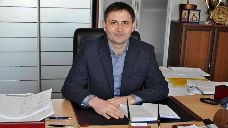 Учиться никогда не поздно: мэр Болграда отправится на учебу в институт