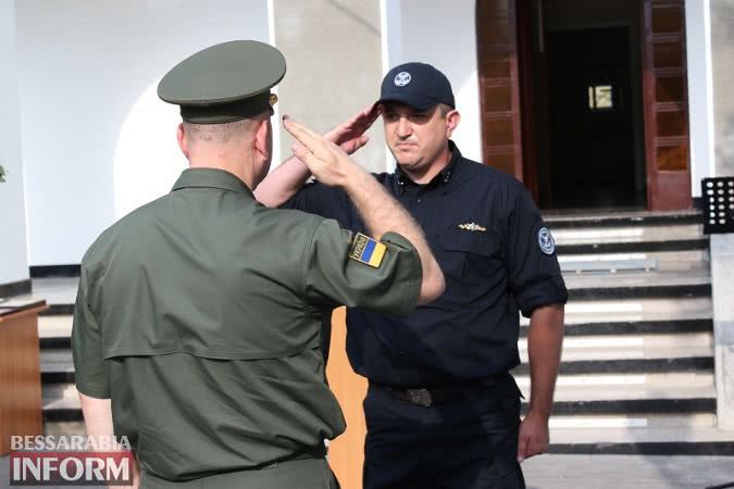 Визит нового главы Госпогранслужбы в Измаил: обновленному военному госпиталю вручили новое медоборудование и реанимобиль