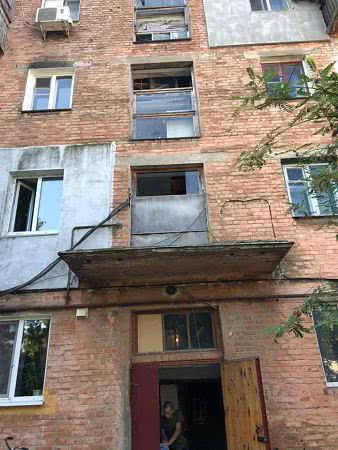 В Килии приступили к ремонту подъездов многоквартирных домов. Со временем планируют сделать все