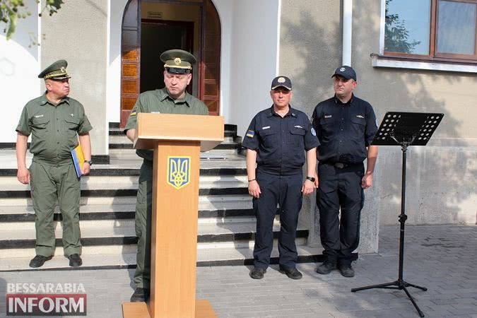 Визит нового главы Госпогранслужбы в Измаил: обновленному военному госпиталю вручили новое медоборудование и реанимобиль