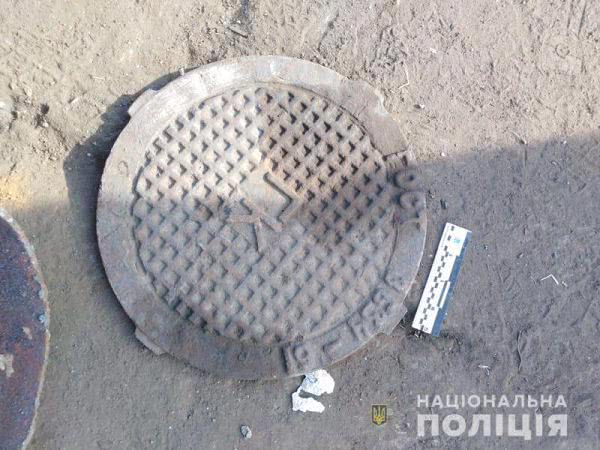 В Измаиле задержали похитителя чугунных крышек от канализационных люков