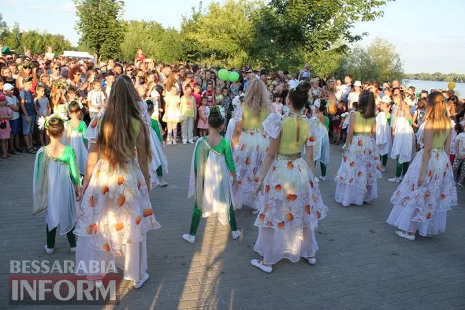 Не изменяя традиции: в Измаиле на берегу Дуная отметили этнопраздник Ивана Купала