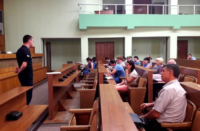 Спасатели в канун выборов проинструктировали председателей избирательных участков Измаильского района