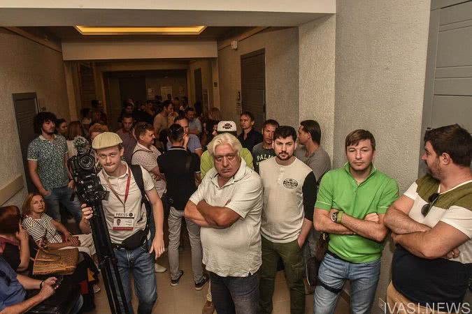 В Одессе активисты пикетировали суд