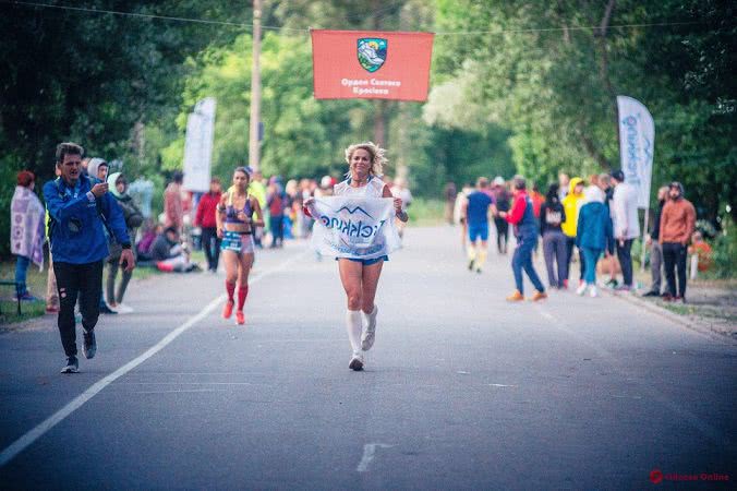 Одесская бегунья покорила 100-километровый ультрамарафон в Киеве