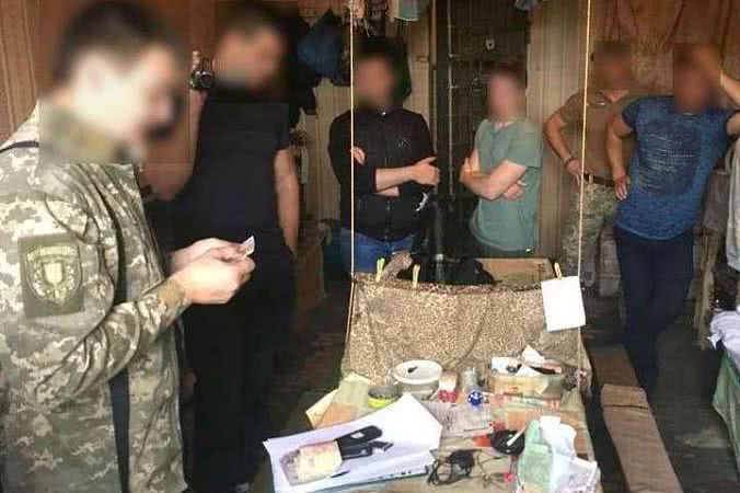 Співробітницю Ізмаїльського СІЗО підозрюють у корупції