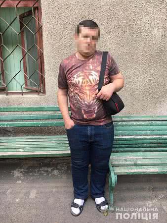 В кафе-пекарне на автовокзале в Одессе ограбили иностранца (фото)