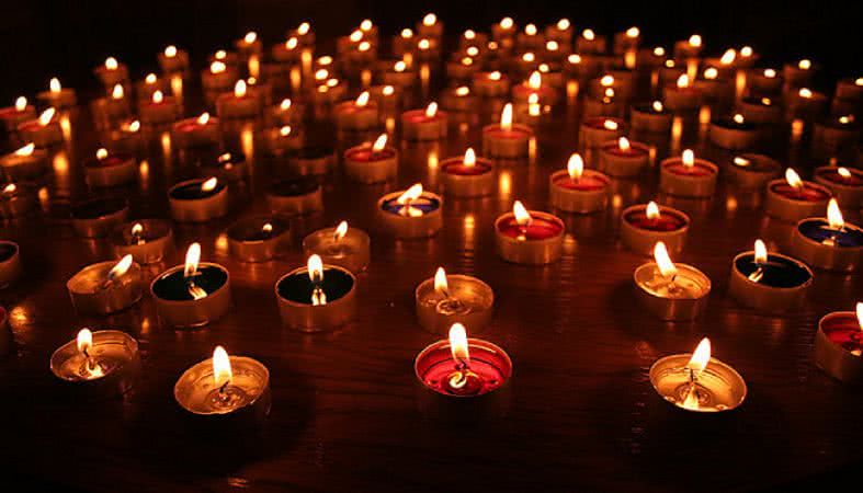 В Одесі та області оголошено траур за загиблими внаслідок пожежі у «Токіо Стар»