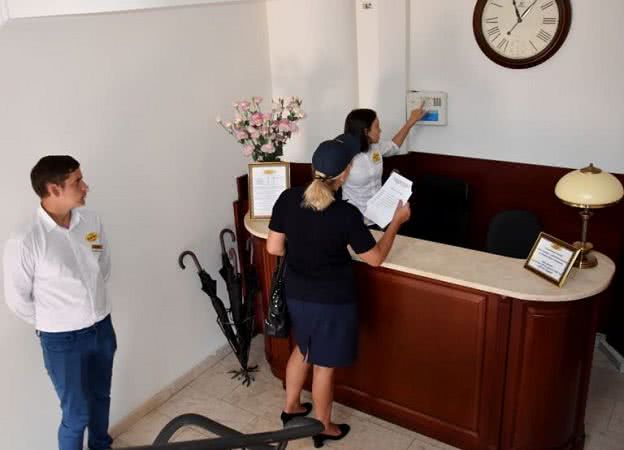 Одесса: пожарники внепланово проверяют все отели и гостиницы города