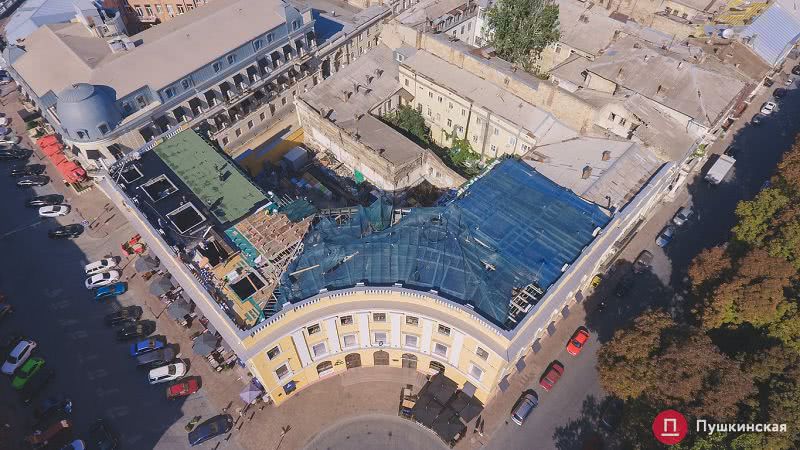 В Одессе открыли уголовное дело из-за нахалстроя возле Дюка. Фото