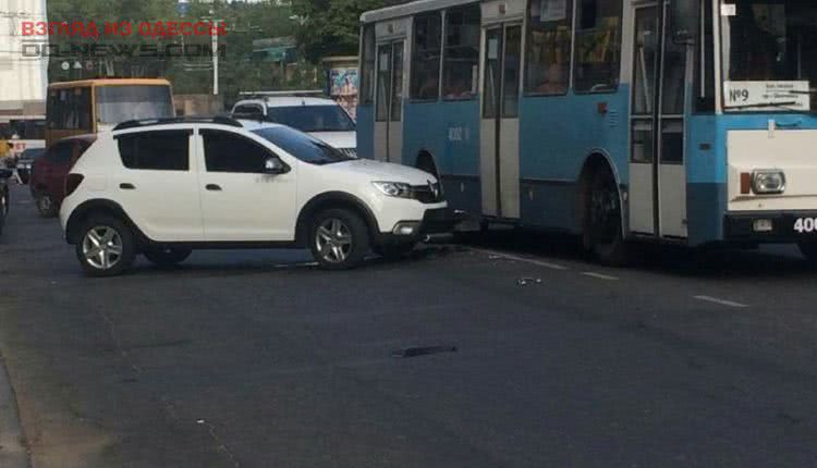 Угон внедорожника со стрельбой «по-одесски»
