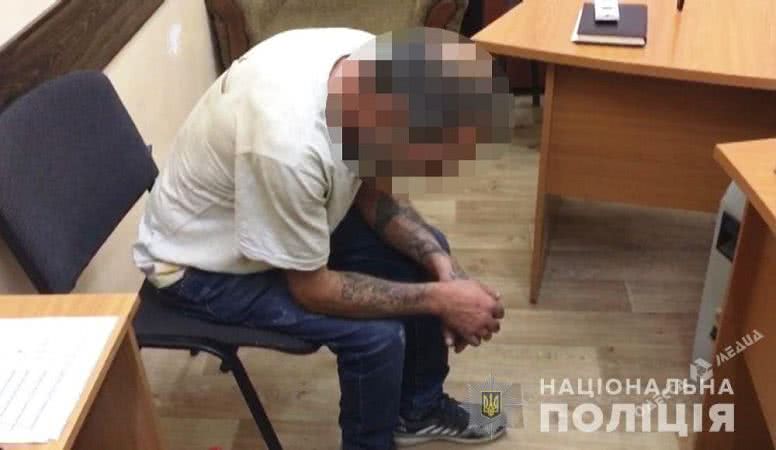 В Одессе иностранец убил и обокрал пенсионерку
