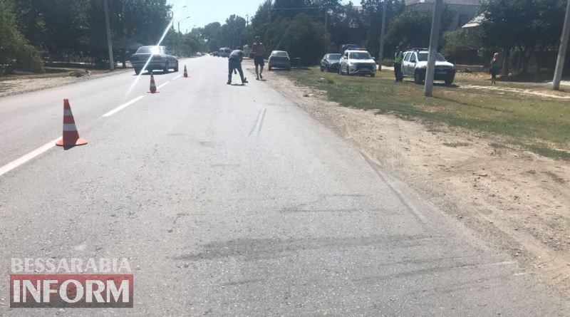 На въезде в Измаил несовершеннолетний велосипедист после лобового столкновение с автомобилем получил серьезные травмы