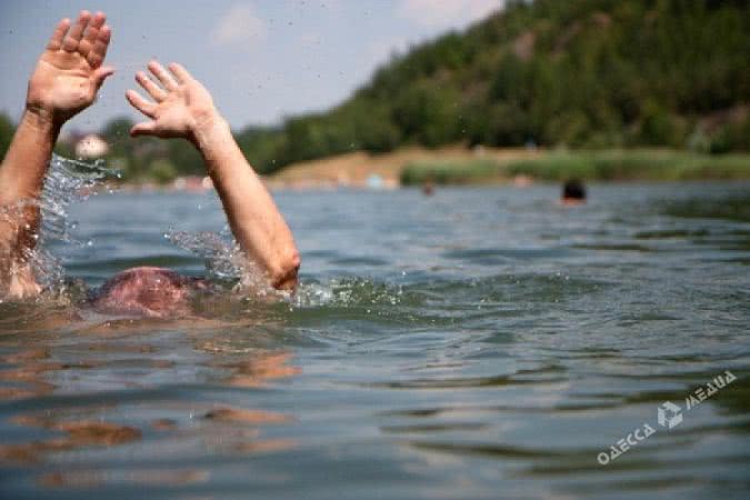 Одесские пограничники нашли в Дунае тело молодого мужчины