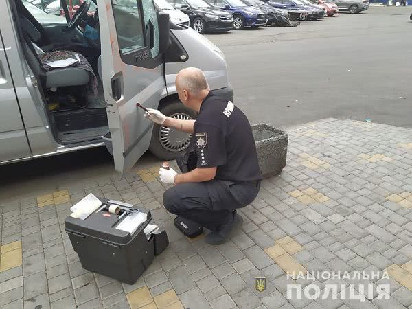 В Одессе иностранец обворовывал автомобили