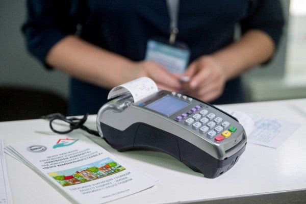 Комиссии при оплате услуг ЖКХ: нардепы хотят ограничить аппетиты банков