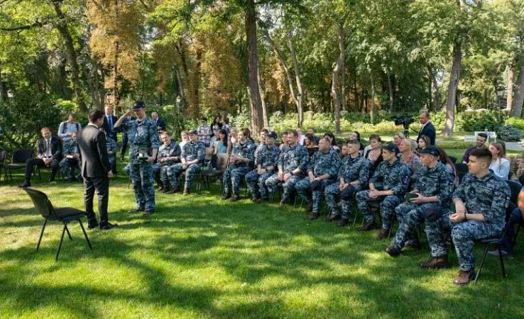 Освобожденным морякам вручат ключи от квартир в Одессе
