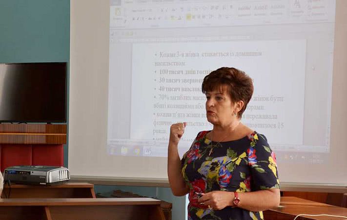 В Болграде обсудили вопросы домашнего насилия, торговли людьми и гендерного равенства