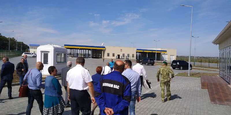 Тестовый запуск паромной линии Орловка-Исакча - оценка пограничников