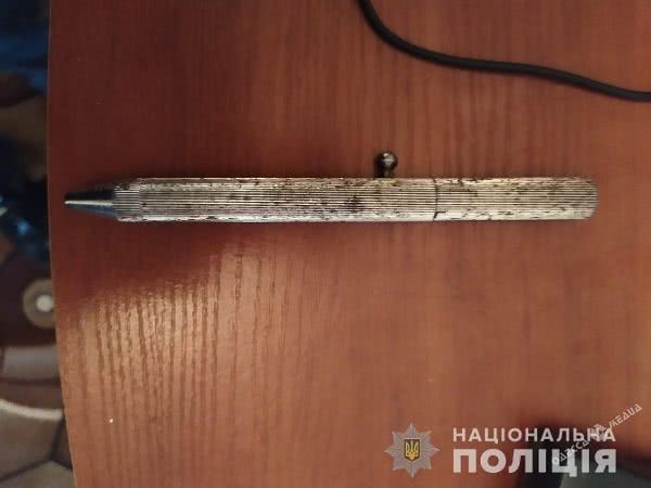 У жителя Одесской области нашли ручку, которая стреляет патронами (фото)