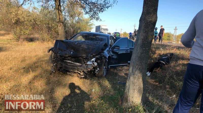 На трассе Одесса-Рени за Измаилом Mercedes на большой скорости протаранил дрифтующий BMW