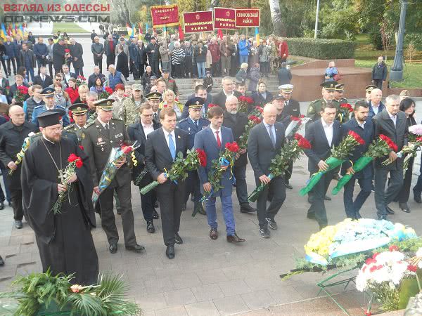 Геннадий Труханов вместе с одесситами чествовал освободителей Украины