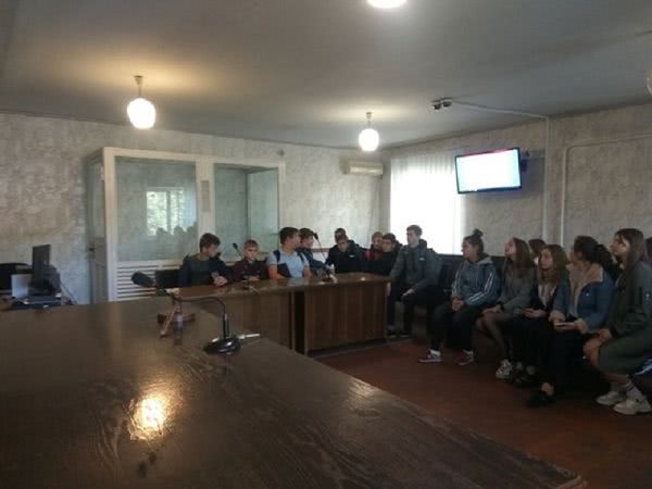 Девятиклассники одной из арцизских школ побывали в суде