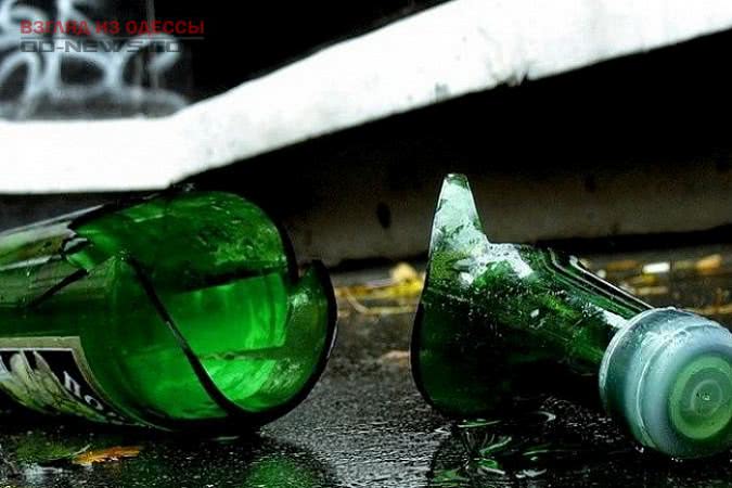 В центре Одессы ограбили мужчину, ударив его бутылкой по голове