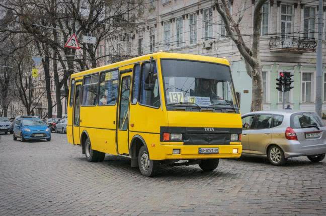Ремонт спуска Маринеско: некоторые автобусы будут ходить по-другому