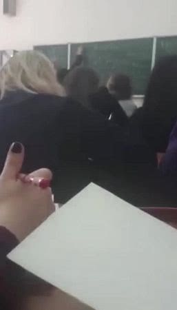 До вишу Ківалова, де зафільмували сепаратистське викладання історії, зібрались навідатись активісти
