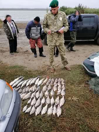 В Одесской области с поличным поймали двух браконьеров. Фото