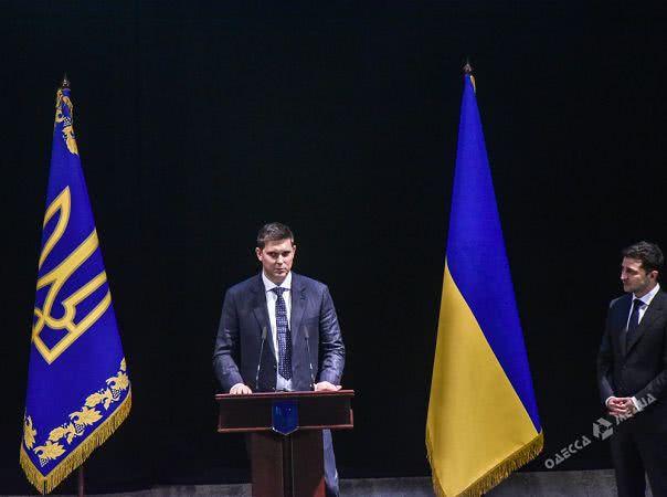 Президент официально представил нового губернатора Одесской области (фото)