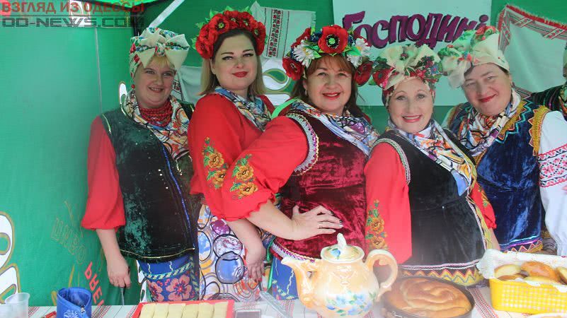 Одесская область: в Великой Михайловке открылся второй чемпионат по приготовлению борща