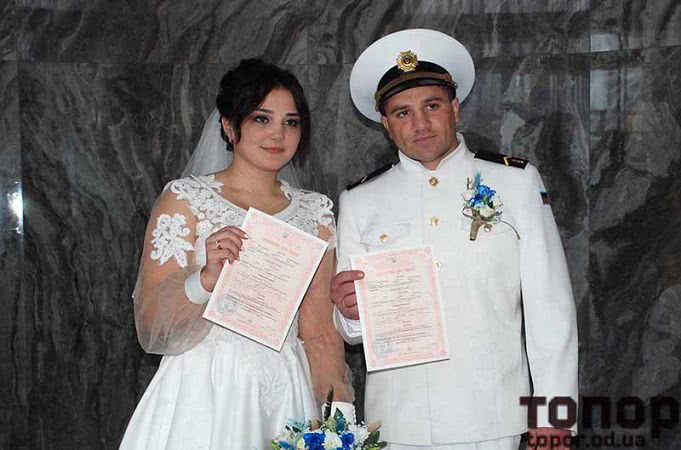 В Болграде освобожденный из плена моряк создал семью